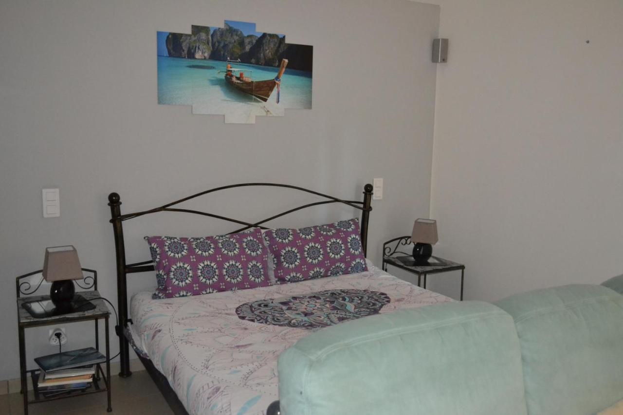 Flassans-sur-Issole Suite 30 M2 Ideale Pour 2 Personnes מראה חיצוני תמונה