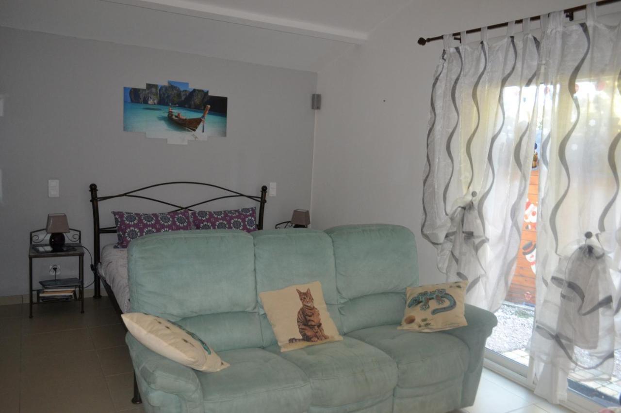 Flassans-sur-Issole Suite 30 M2 Ideale Pour 2 Personnes מראה חיצוני תמונה
