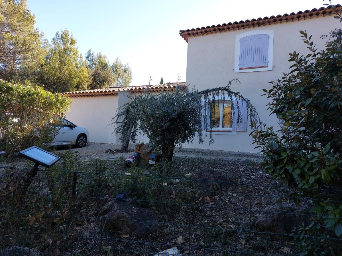 Flassans-sur-Issole Suite 30 M2 Ideale Pour 2 Personnes מראה חיצוני תמונה