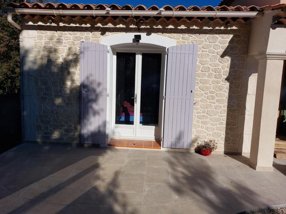 Flassans-sur-Issole Suite 30 M2 Ideale Pour 2 Personnes מראה חיצוני תמונה